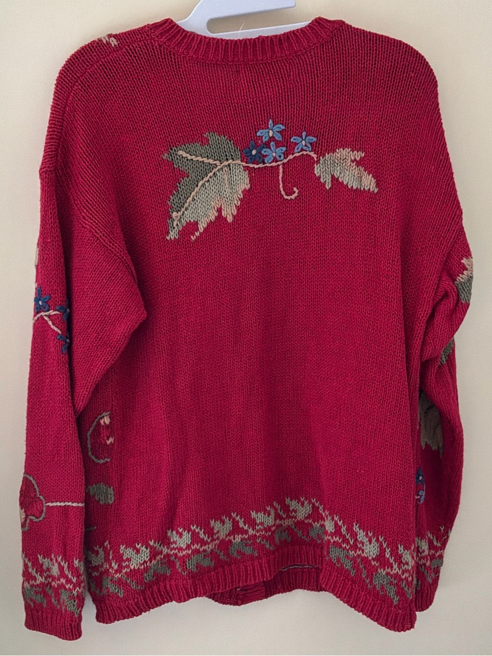 Ninon Red Floral Jacquard Button-Front Cardigan - Picture 3 of 4